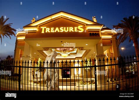 Treasures Gentlemens Club